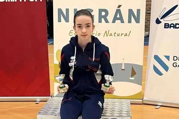Máster Nacional de Bádminton en Nigrán: Éxito total del Club Escola Rosalía